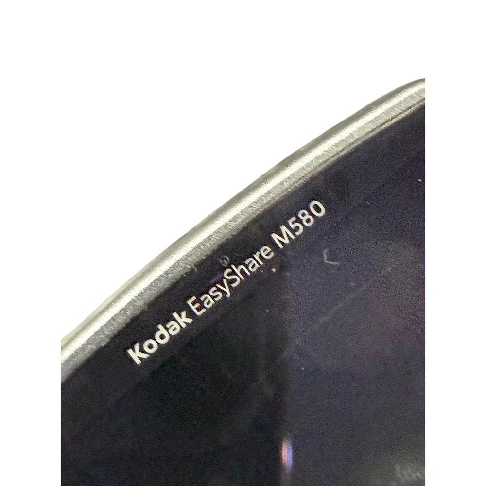 Kodak EasyShare M580 14MP Digital Camera Box Case Battery SD Card Untested
